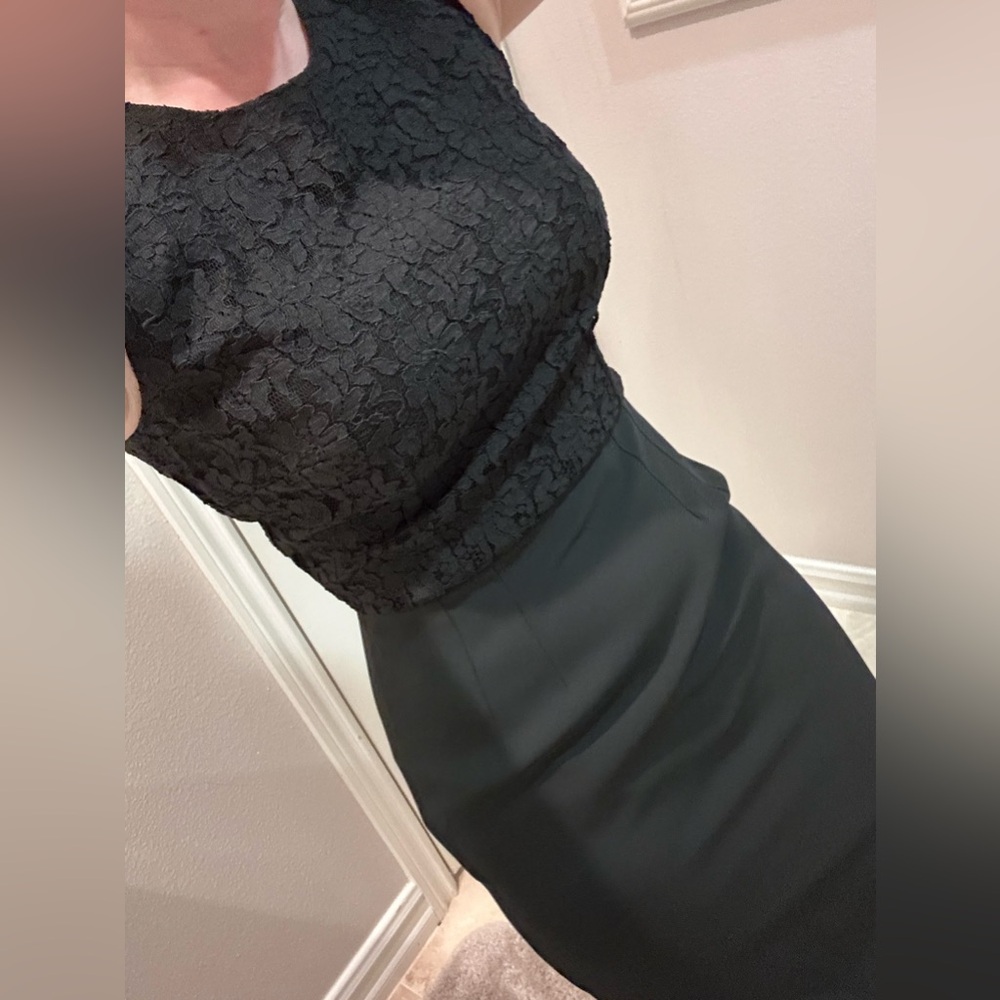 Dolce & Gabbana Black Lace Midi-Length Dress - Picture 2 of 9